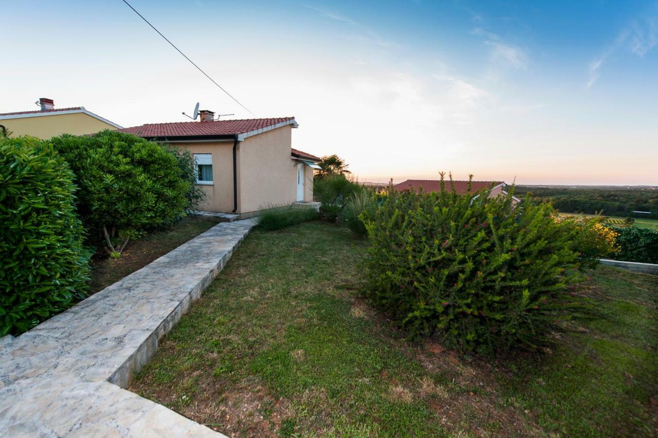 Villa Istria Porec Exterior photo