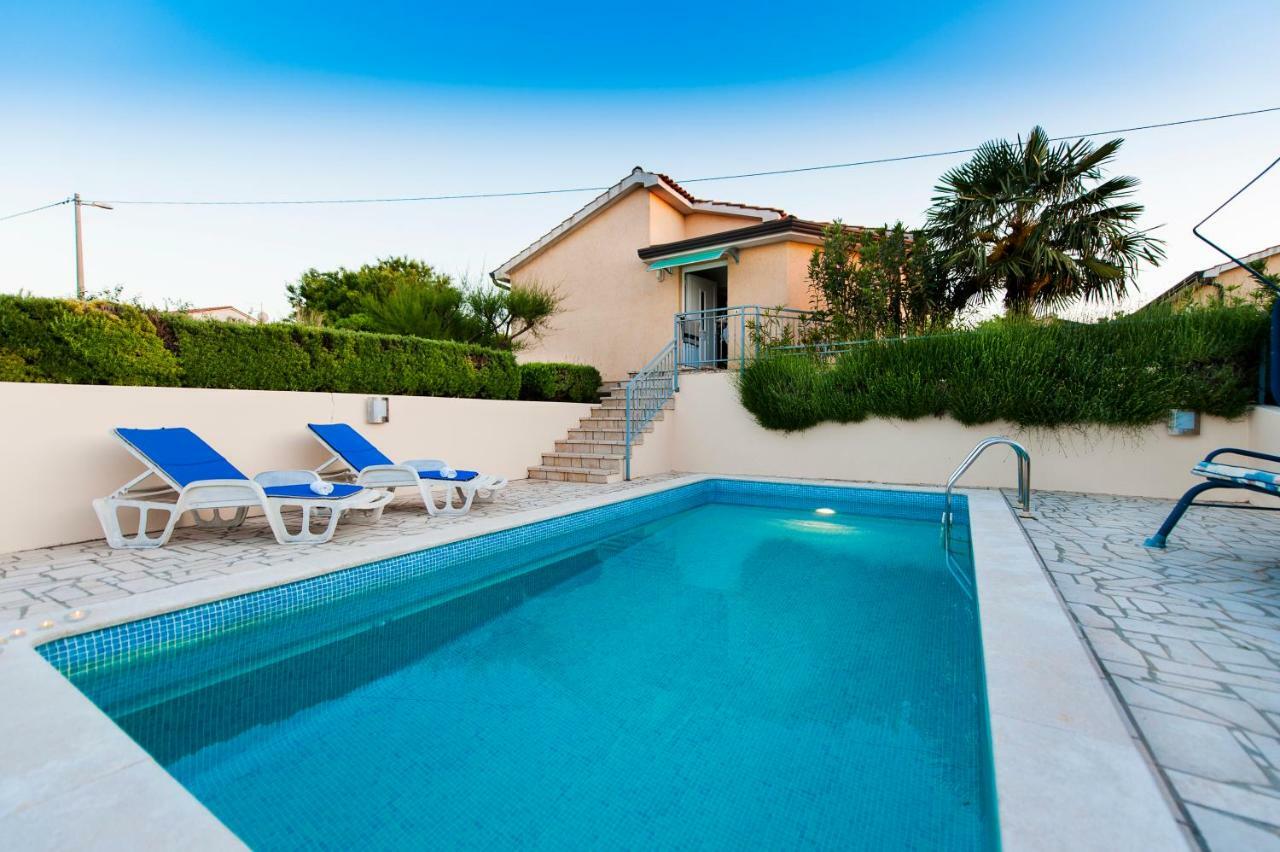 Villa Istria Porec Exterior photo
